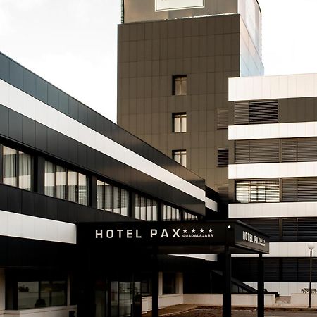 Hotel Pax Γουαδαλαχάρα Εξωτερικό φωτογραφία