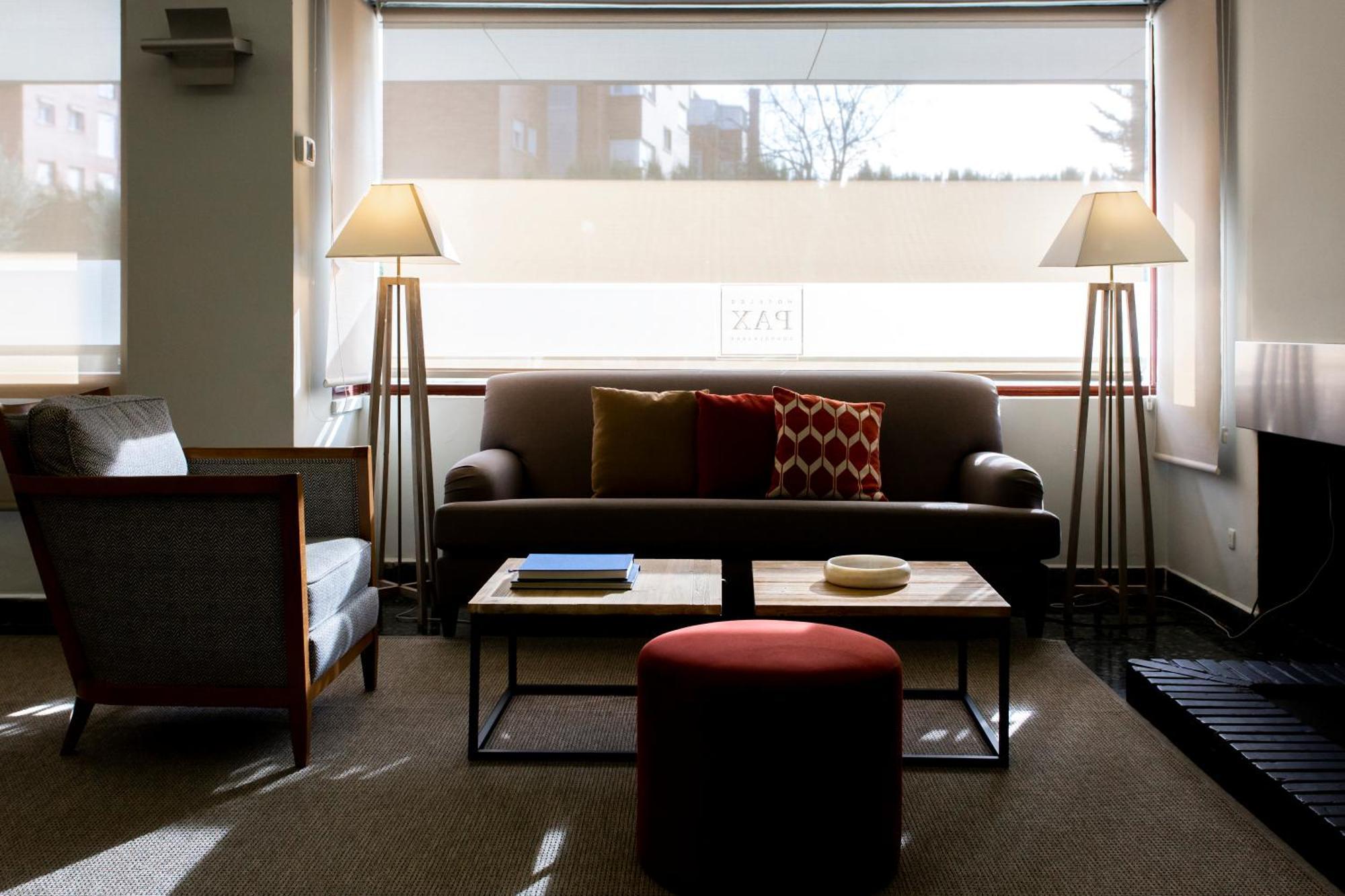 Hotel Pax Γουαδαλαχάρα Εξωτερικό φωτογραφία