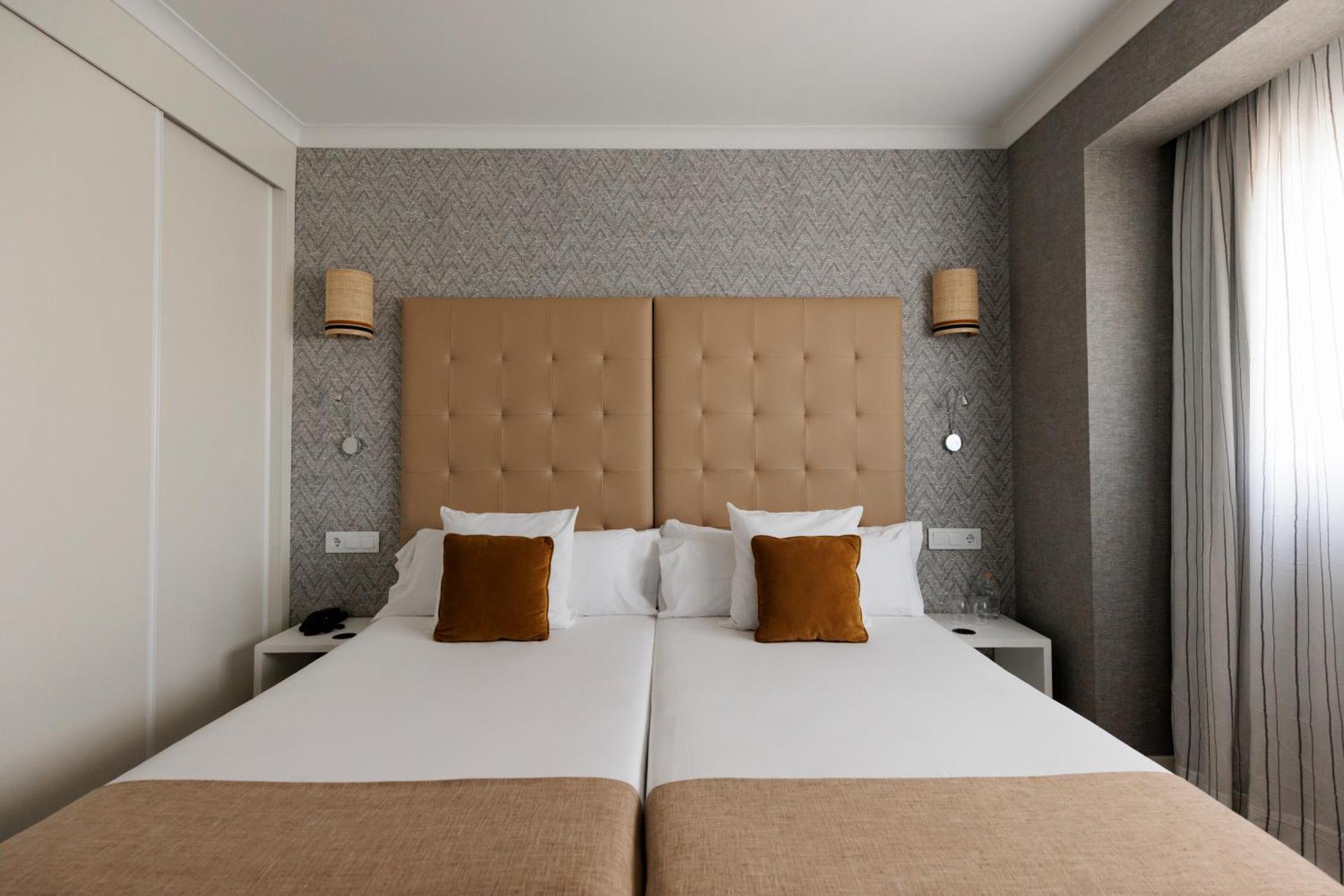 Hotel Pax Γουαδαλαχάρα Εξωτερικό φωτογραφία